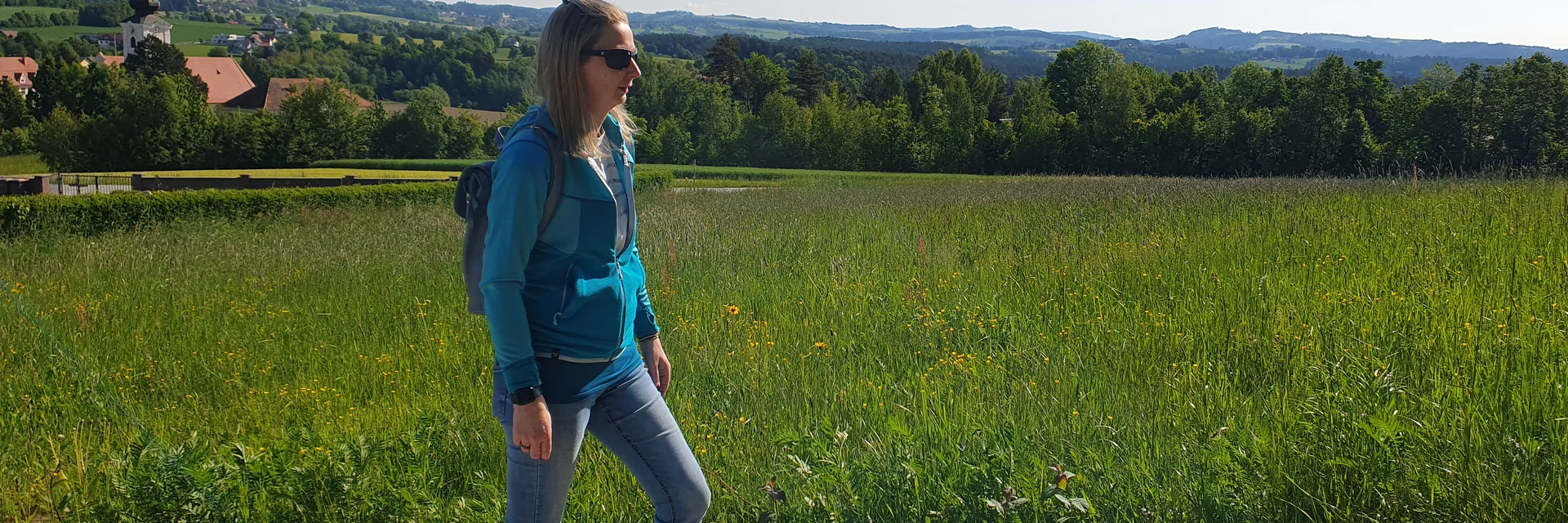 Kräuterwanderung mit Aussicht  | © 
Oststeiermark Tourismus | Anja Reichenbäck