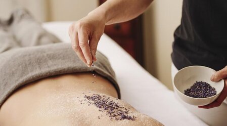 WILD herbal spa massage | © Oststeiermark Tourismus | Michael Königshofer
