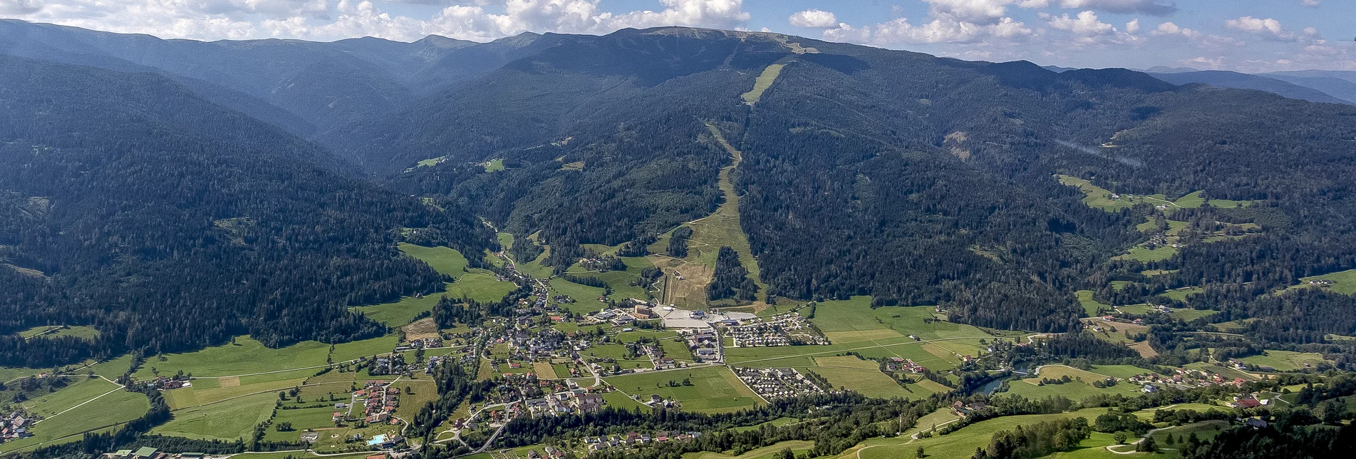Luftbild von St. Georgen am Kreischberg