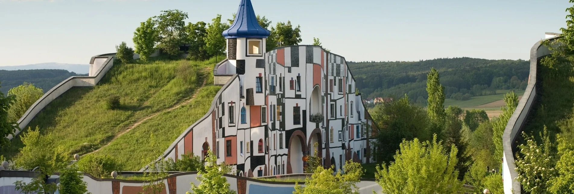 Hiking route Thermal spa circuit (Thermenrundweg) - Touren-Impression #1 | © Rogner Bad Blumau | © Hundertwasser Architekturprojekt