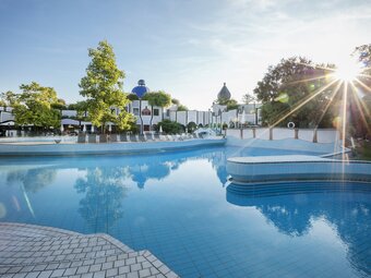 Rogner Therme Bad Blumau Beckenlandschaft