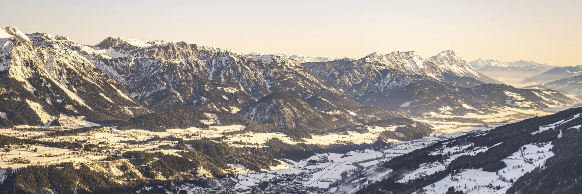 Ennstal mit Schladming | © STG | Peter Lugosi Ennstal mit Schladming | © STG | Peter Lugosi