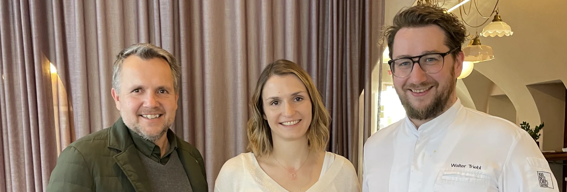 STG-Geschäftsführer Michael Feiertag mit Verena Leitner und Walter Triebl STG-Geschäftsführer Michael Feiertag mit Verena Leitner und Walter Triebl