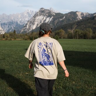 Luchs-Shirt mit lila Luchs-Illustration