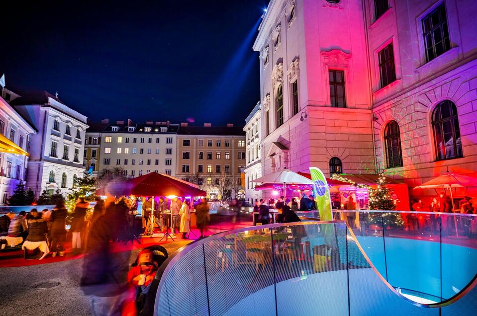 Advent im Joanneumsviertel mit Kunsthandwerksmarkt | © Graz Tourismus - Werner Krug