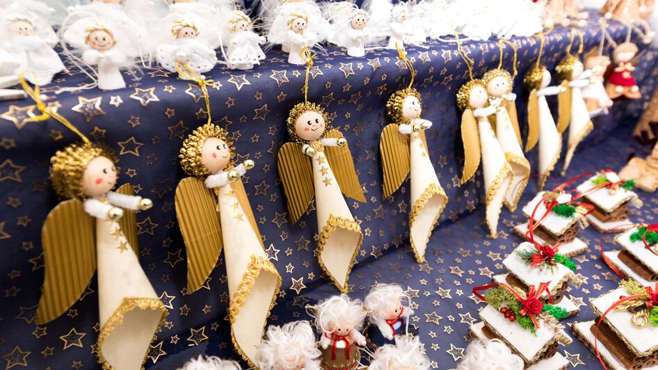 Weihnachtsdeko am Adventmarkt | © TV Region Graz-Harry Schiffer