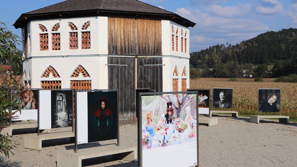 Exhibition: Images of people - Impressionen #2.3