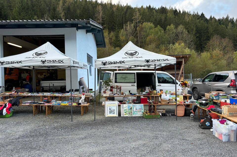 Aussteller bei Flohmarkt_Oststeiermark | © Kathrin van Zeist