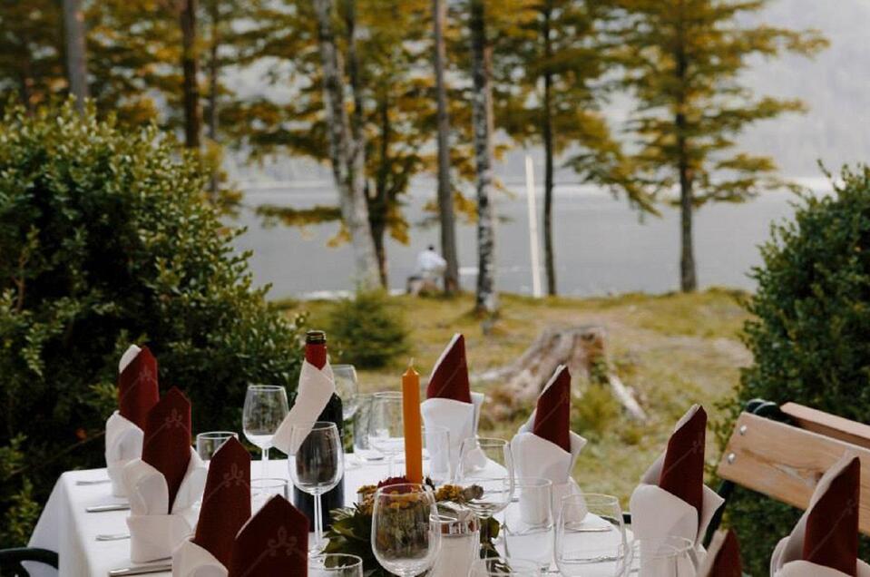 Gasthaus Murbodenhüttl, Grundlsee, Gedeckter Tisch | © Prommer