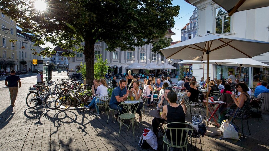 Kunsthauscafe | © Graz Tourismus - Tom Lamm Kunsthauscafe | © Graz Tourismus - Tom Lamm