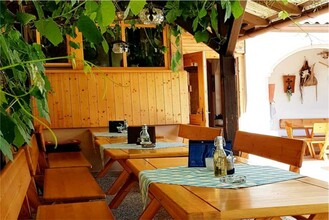 Buschenschank Fleck_Outside_Eastern Styria | © Buschenschank Fam. Fleck