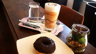 Café Shop Harmonie_Tisch_Oststeiermark | © Tourismusverband Oststeiermark