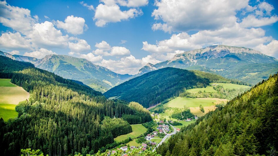 Ausblick auf Schneealm und Rax | nixxipixx.com | © Naturpark Mürzer Oberland Ausblick auf Schneealm und Rax | © Naturpark Mürzer Oberland