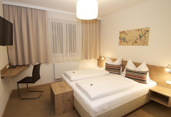 Doppelzimmer 1