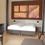 Bild von Dreibettzimmer, Dusche, WC | © JUFA Hotel Fürstenfeld