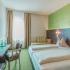 Photo of double room with shower, WC | © Robert Tüchi – Picwish Fotodesign