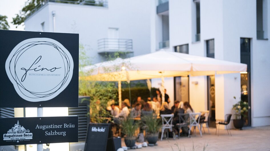Gemütliches Bistro FINO mit Außenterrasse in Graz. | © Bistro Fino