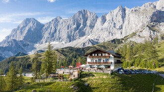 Hotelansicht Sommer | © Berghotel Türlwand 