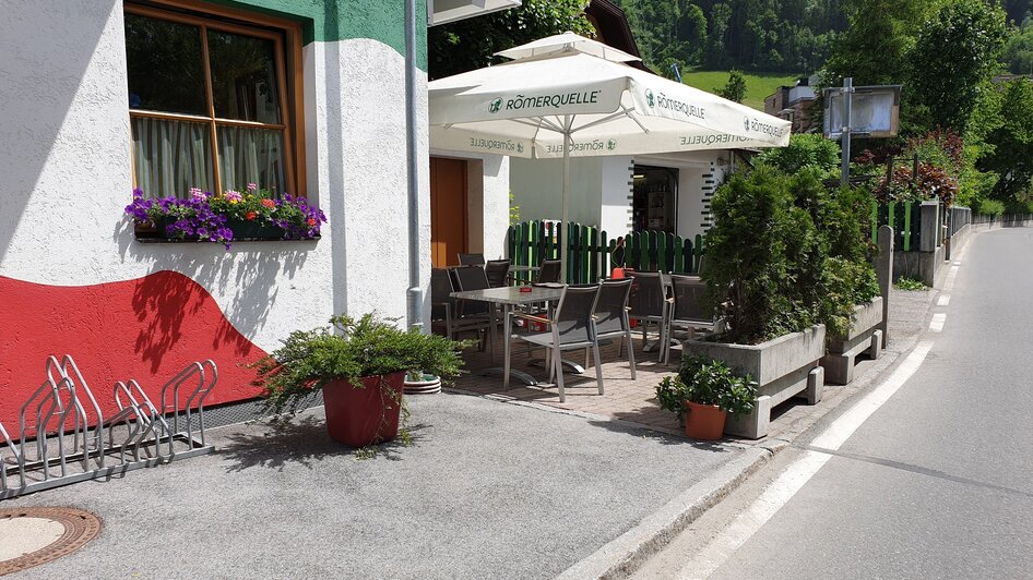 Außenbreich | © AL-Bashir Pizzeria-Restaurant AL Bashir KG - Impression #2.8 | © AL-Bashir