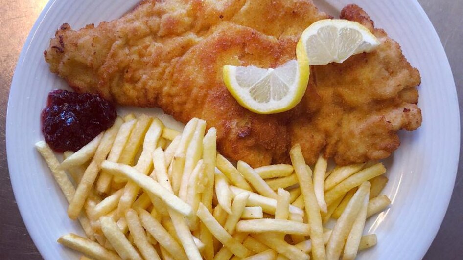 Putenschnitzel mit Pommes | © Pizzeria-Restaurant AL Bashir KG Pizzeria-Restaurant AL Bashir KG - Impression #2.17 | © Pizzeria-Restaurant AL Bashir KG